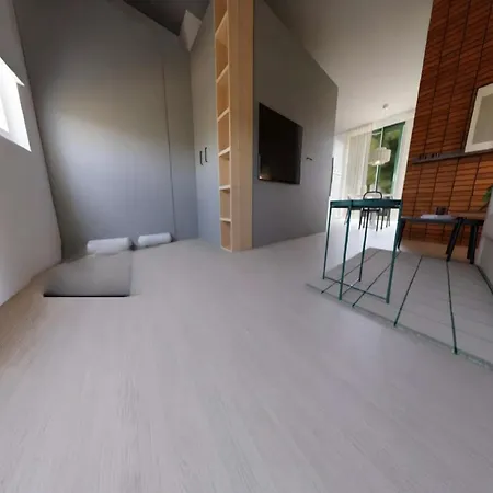 Διαμέρισμα Amazing In Bree With Terrace *